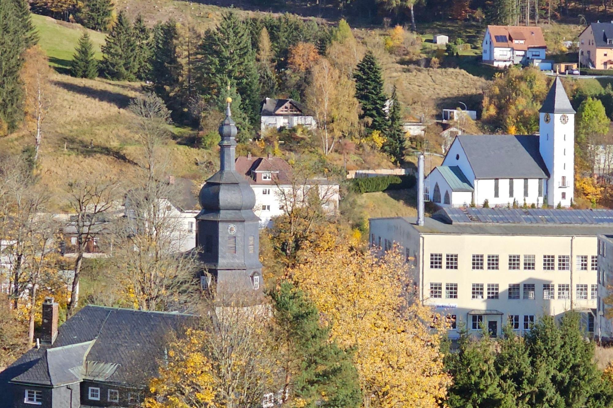 Kirche Herbst 2024